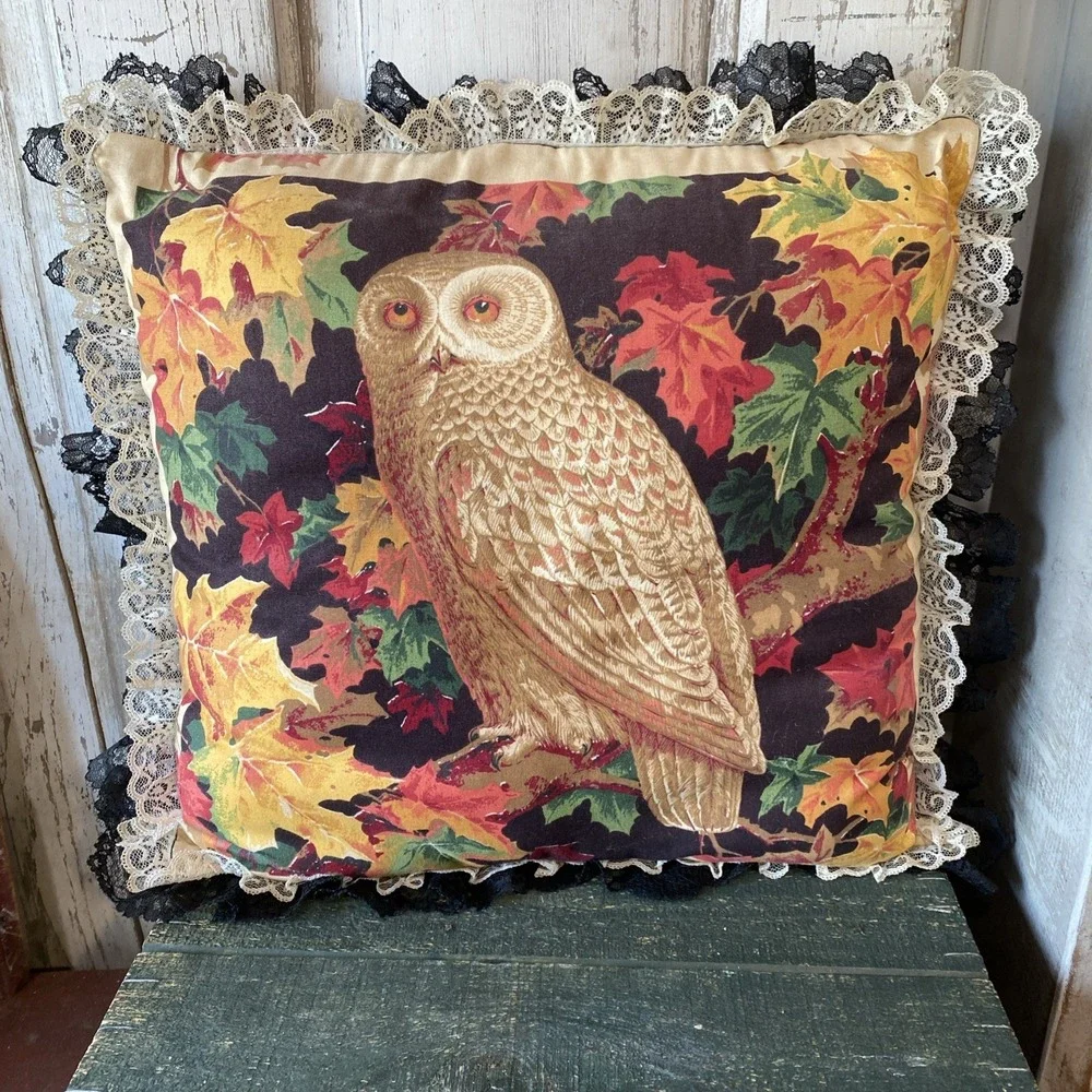 Wamsutta Barn Owl Fabric Black Background Fall Leave Pillow w/Black & White Lace